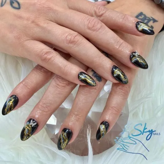 Trendy nail design